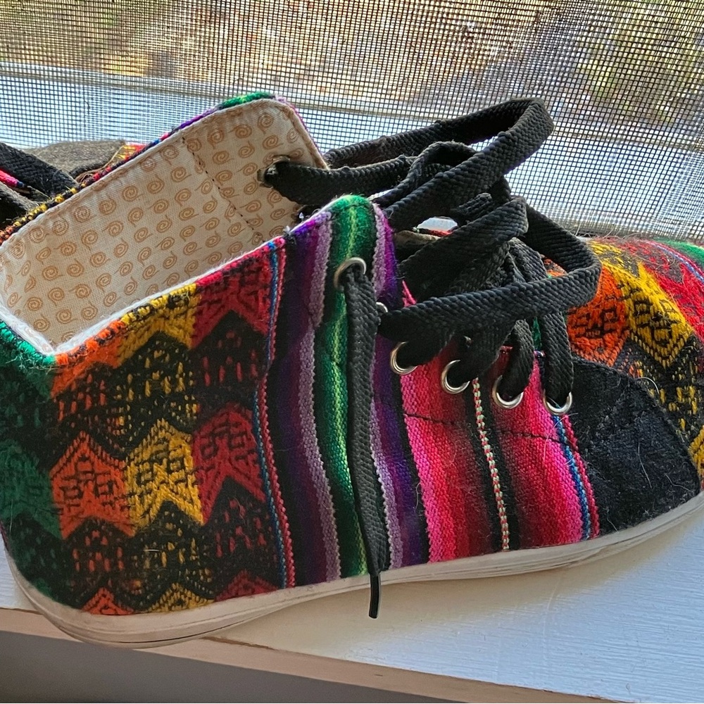 Inkkas Colorful Patterned High-Top Sneakers
